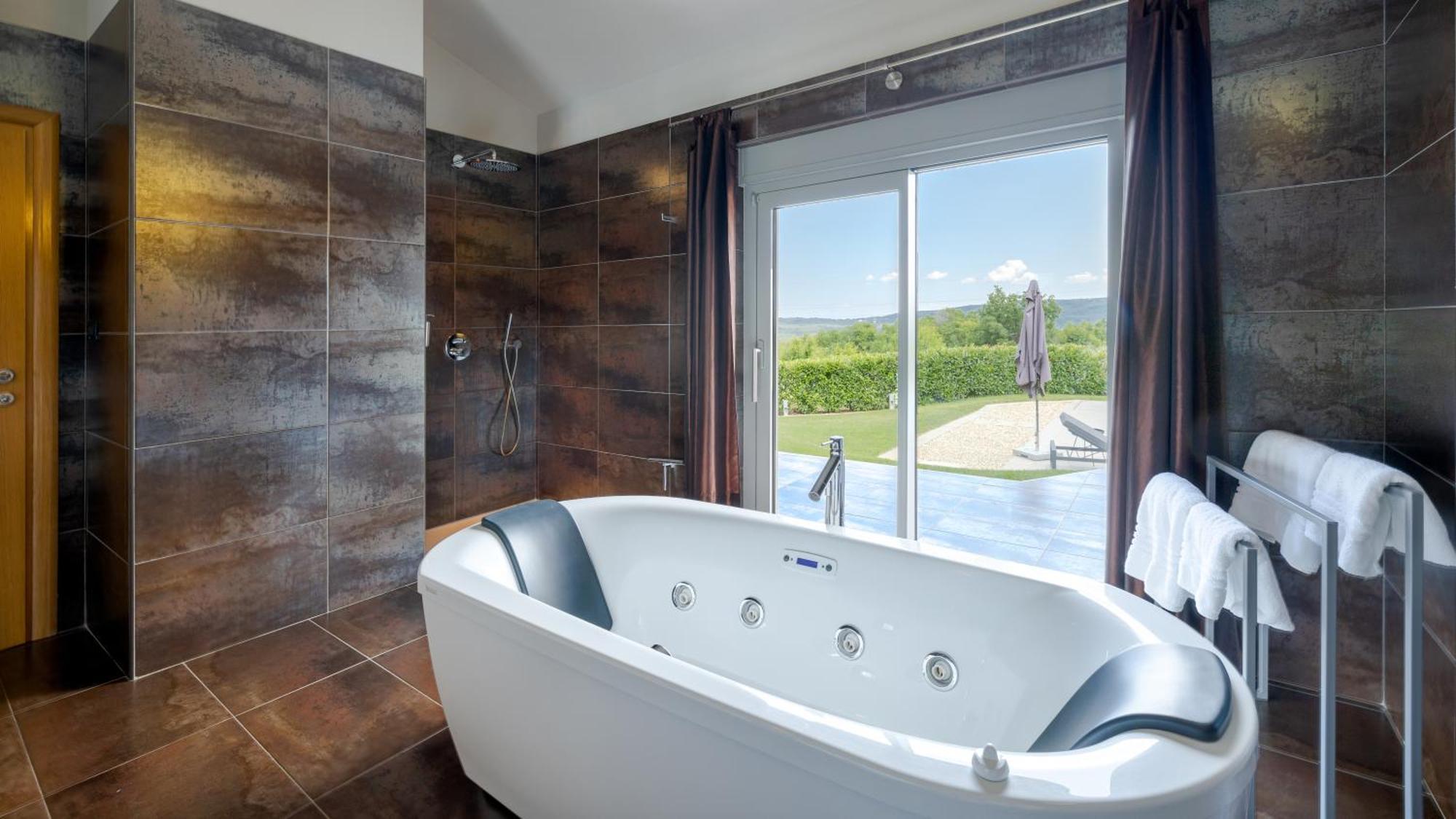 Villa Labin In Zartinj - Luxury Privacy Heated Pool With Auto Cover Eksteriør billede