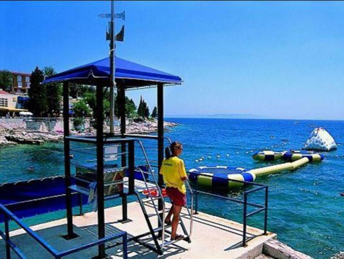 Villa Labin In Zartinj - Luxury Privacy Heated Pool With Auto Cover Eksteriør billede